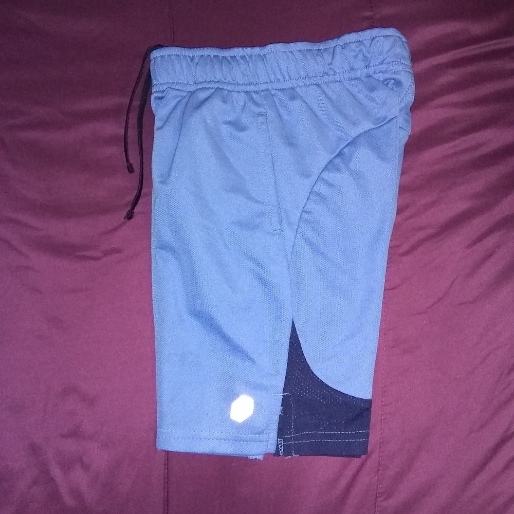 JK Tech Basketball Shorts Boy's Size 5